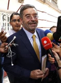 July 26, 2018 - EUM20180726POL20.JPG.CIUDAD DE MEXICO.- Transition Transicion-Juan Ramon de la Fuente.- El ex rector de la UNAM, Juan Ramon de la Fuente, se retira de la casa de transicion, luego de ser propuesto como proximo embajador de Mexico ante la ONU por el virtual presidente electo, Andres Manuel Lopez Obrador, este jueves 26 de julio de 2018. Foto: Agencia EL UNIVERSAL Agustin Salinas RCC.  - ZUMAu78_ 20180726_zaf_u78_061 Copyright: xAgustinxSalinasx