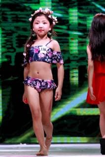 Kid model contest held in Central China The kid model contest is held in Zhengzhou, central China s Henan Province. CHINA OUT Zhengzhou Zhengzhou China  YuanxXiaoqiang
