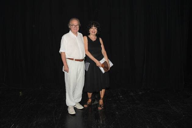 Zweiter von vier Tagen zur Veranstaltungsreihe Ein Fest für Michael Köhlmeier im Rahmen der Salzkammergut Festwochen, im Stadttheater Gmunden. Dieses Bild zeigt den Schriftsteller Michael Köhlmeier und dessen Ehefrau Monika Helfer 2018 - Zweiter von vier Tagen zur Veranstaltungsreihe Ein Fest für Michael Köhlmeier im Rahmen der Salzkammergut Festwochen, im Stadttheater Gmunden *** Second of four days to the series of events A celebration for Michael Köhlmeier in the context of the Salzkammergut Festival Weeks in the Gmunden City Theater This picture shows the writer Michael Köhlmeier and his wife Monika Helfer 2018 Second of four days to the event series A celebration for Michael Köhlmeier in the context of the Salzkammergut Festival Weeks in the Stadttheater Gmunden