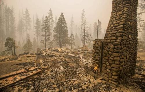August 6, 2018 - Dardnelle, California, U.S. - Several homes in the Dardanelles area did not survive the extreme winds Sunday. The Donnell Fire in Tuolumne County has grown to 11,074 Acres according to the U.S. Forest Service. Dardnelle U.S. - ZUMAbk2_ 20180806_zaf_bk2_011 Copyright: xMartyxBicekx