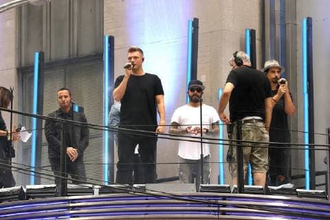 August 20, 2018 - New York, New York, United States - The Backstreet Boys rehearse outside Radio City Music Hall prior to the 2018 MTV Video Music Awards Pre-Show at Radio City Music Hall on August 20, 2018 in New York City New York United States  - ZUMAny1_ 20180820_zaf_ny1_081 Copyright: xMikexReedx