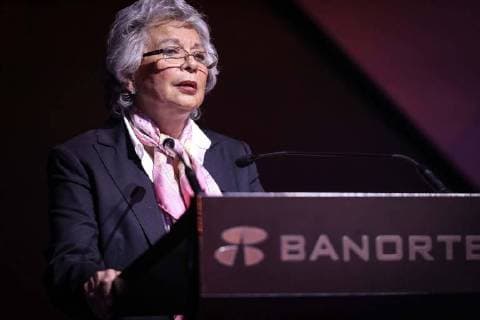 August 22, 2018 - EUM20180822NAC31.JPG .CIUDAD DE MEXICO, Forum Foro-Banco.- Olga Sanchez Cordero, proxima titular de la Secretar+oa de Gobernacion en la administracion del presidente electo Andres Manuel Lopez Obrador, participo en el Foro Estrategia Banorte 2018, que tiene lugar en un hotel de la zona de Polanco este 22 de agosto el 2018. Foto: Agencia EL UNIVERSAL Garcia AFBV Copyright: xJuanxCarlosxReyesx
