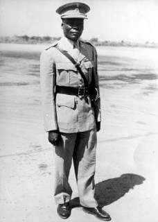 - ELISABETHVILLE, CONGO (FILE) : This file picture dated 16 August 1960 is about Congo Crisis. Congo Crisis is an unrest period after Congo Independence. The picture presents Captain Albert Moke, officer of President Moïse Tschombe (President of Katanga). Captain Albert Moke is waiting at Elisabethville airport for Mr Dag Hammarskjöld (Secretary-General of United Nations). ARCHIVES  x34616906x