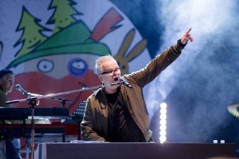 Jamel Jamel Rockt den Foerster Festival in Mecklenburg-Vorpommern, 24.08.2018 Sondergast Herbert Groenemeyer auf der Buehne Jamel Rockt den Foerster Festival in Mecklenburg-Vorpommern *** Jamel Jamel Rocks the Foerster Festival in Mecklenburg Vorpommern 24 08 2018 Special guest Herbert Groenemeyer on the stage Jamel Rocks the Foerster Festival in Mecklenburg Vorpommern Copyright: xDanielxReinelt xEibner-Pressefotox EP_drt