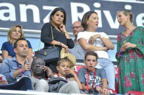Karine Ferri (femme de Yoann Gourcuff) CELEBRITES : OGC Nice vs Dijon - Ligue 1 Conforama - Nice - 25 08 2018 NorbertScanella Panoramic 