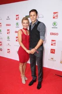 Aljona Savchenko und Bruno Massot bei der Verleihung vom Sport Bild Award am 27.08.2018 in Hamburg Sportbild Award 2018 Verleihung in Hamburg