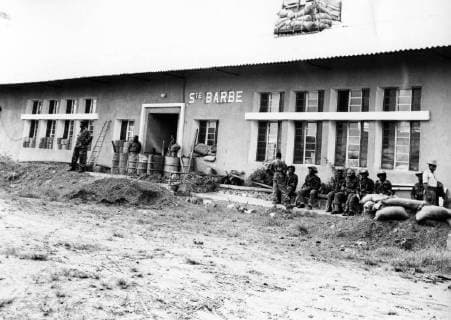 - LUENA, CONGO (FILE) : This file picture dated 17 February 1961 is about Katanga unrest. Katanga was a breakaway state. It proclaimed its independence on 11 July 1960. Katanga separated itself from the newly independent Democratic Republic of Congo. The Congolese National Army invaded Katanga in order to take the state back. On the picture : Katanga Army had recaptured the city of Luena. ARCHIVES  x37696120x