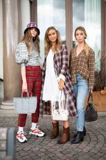 Maren Schia, Charlotte, and Annie posing on the street during Fashion Week Stockholm - Aug 28, 2018 - fwstockholm: Spring 2019 Street Style Day 1, Stockholm Sweden  Copyright: xBryndisxThorsteinsdottirx h_00538492