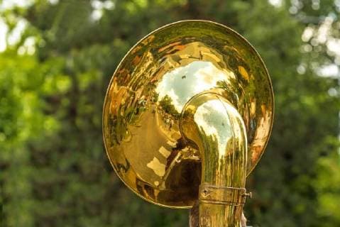 Tuba auf einem Stadtfest - tuba on a city firmly *** Tuba on a city festival tuba on a city firmly  1093510249