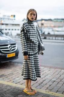 Emma Fridsell posing on the street during Fashion Week Stockholm - Aug 28, 2018 - fwstockholm: Spring 2019 Street Style Day 1, Stockholm Sweden  Copyright: xBryndisxThorsteinsdottirx h_00538988