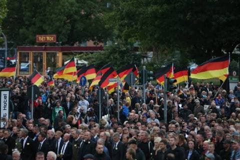 News Themen der Woche KW 35 News Bilder des Tages (180902) -- CHEMNITZ, Sept. 2, 2018 -- Far-right protesters attend demonstration in Chemnitz, eastern Germany, on Sept. 1, 2018. Around 8,000 people took to the streets in German city Chemnitz on Saturday, including both supporters of the right-wing party the AfD and xenophobic initiatives, and people who protest against xenophobia, the German Press Agency (DPA) reported. ) (yy) GERMANY-CHEMNITZ-PROTESTS KevinxVoigt 