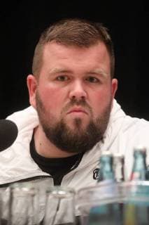Chemnitz - Wir sind mehr . Sänger Jan Monchi Gorkow ( Feine Sahne Fischfilet ) anläßlich einer Pressekonferenz zum Konzert gegen Rechtsradikalismus und Fremdenhass Wir sind mehr am 03.09.2018 in Chemnitz. 20180903SFL0006