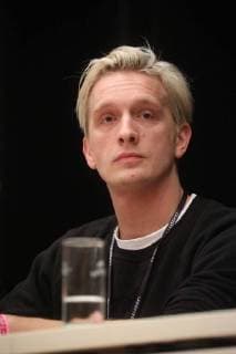 Chemnitz - Wir sind mehr . Sänger Felix Brummer ( Felix Kummer KRAFTKLUB ) anläßlich einer Pressekonferenz zum Konzert gegen Rechtsradikalismus und Fremdenhass Wir sind mehr am 03.09.2018 in Chemnitz. 20180903SFL0011