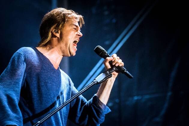 Chemnitz - Wir sind mehr . Sänger Andreas Campino Frege ( Die Toten Hosen ) während des Konzertes gegen Rechtsradikalismus und Fremdenhass Wir sind mehr am 03.09.2018 in Chemnitz. 20180903SFL0034