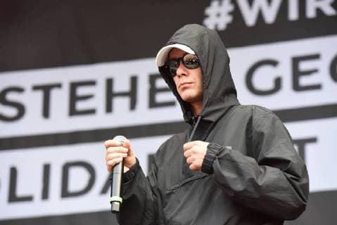 03.09.2018, xkhx Chemnitz Wir sind mehr - Aufstehen gegen rechte Hetze Prohekt Chemnitzer Kultureinrichtungen Open Air Konzert mit dem sächsischen Rapper Trettmann iHip-Hop-, RnB- und Dancehall-Sänger.