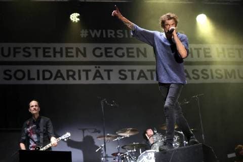 Die Toten Hosen live beim wirsindmehr-Konzert gegen Rechts vor der Johanniskirche. Chemnitz, 03.09.2018