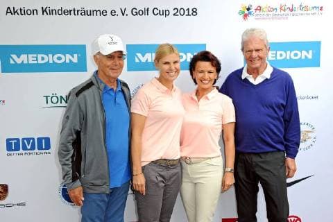 6. Aktion Kinderträume Golf Cup . Franz Beckenbauer , Anke Huber , Margit Tönnies und Dietmar Hopp anläßlich des 6. Aktion Kinderträume Golf Cup am 07.09.2018 in St. Leon-Rot. 20180907MWI1465