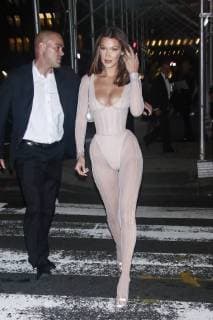 Entertainment Themen der Woche KW36 Entertainment Bilder des Tages NEW YORK, NY - SEPTEMBER 07: Bella Hadid at the Harper s Bazaar Icons by Carine Roitfeld party at the Plaza Hotel on September 7, 2018 in New York City. Copyright: xDiegoxCorredor MediaPunchx