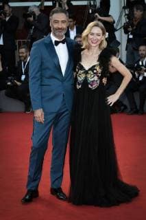 Foto IPP Daniele Cifala 08 09 2018 75 th Mostra Internazionale d Arte Cinematografica Festival del Cinema di Venezia Award Ceremony Red Carpet Arrivals - 75th Venice Film Festival nella foto : Official Competition jury Members Taika Waititi and Naomi Watts  0