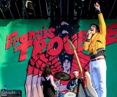 US singer and composer Albert Hammond Jr. performs on stage during the DCode Music Festival held at the Complutense University s campus in Madrid, Spain, 08 September 2018. DCode Music Festival !ACHTUNG: NUR REDAKTIONELLE NUTZUNG!  Copyright: xTamaraxRozasx GRAF8697 20180909-636720500714907587