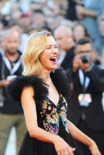 Filmfestival Biennale Venedig, Mostra del Cinema, VENICE, ITALY: Naomi Watts walk the red carpet ahead of the Award Ceremony during the 75th Venice Film Festival in Venezia, Italia.