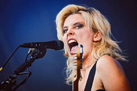 Lollapalooza Berlin 2018. Sängerin Ellie Rowsell ( Wolf Alice ) während eines Auftrittes im Rahmen des Lollapalooza Berlin 2018 am 08. und 09.09.2018 in Berlin. 20180909SFL011