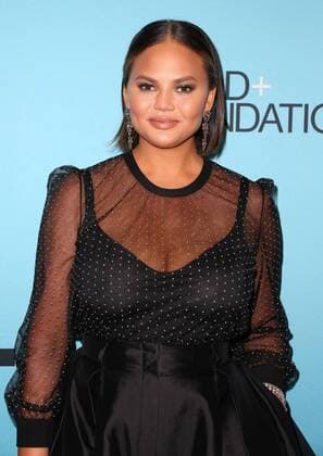 September 12, 2018 - New York, N.Y, USA - CHRISSY TEIGEN attends the 2018 Good+ Foundation An Evening of Comedy and Music Benefit,.Carnegie Hall, NYC.September 12, 2018.Photos by , Globe Photos Inc New York USA - ZUMAms4_ 20180912_zaa_ms4_001 Copyright: xSoniaxMoskowitzx