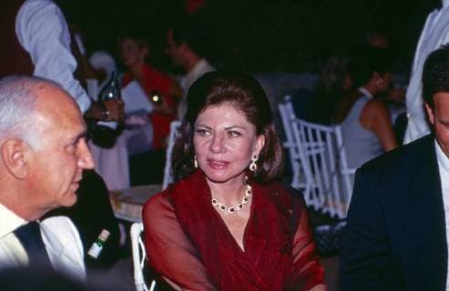 Soraya Esfandiary Bakhtiary Soraya, Ex-Kaiserin von Persien, bei einer Abendgesellschaft, 1980er Jahre. Former Persian Empress Soraya at an evening gala event, 1980s. Copyright: WolfgangxKühn UnitedArchives100442