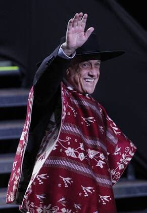 Santiago 13 de septiembre 2018. El Presidente de la Republica, Sebastian Pinera, acompanado por la primera dama Cecilia Morel, el alcalde de Santiago, Felipe Alessandri, y otras autoridades, inaugura las Fondas del Parque O™Higgins y da inicio a las celebraciones de Fiestas Patrias. Dragomir Yankovic Aton Chile., Santiago Chile Aton_232123 *** Santiago September 13, 2018 The President of the Republic Sebastian Pinera accompanied by the first lady Cecilia Morel the mayor of Santiago Felipe Alessandri and other authorities inaugurates the OHiggins Park Fund and begins the celebrations of Independence Day Dragomir Yankovic Aton Chile Santiago Chile Aton 232123  Copyright: DRAGOMIRxYANKOVIC ATONxCHILE