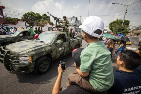 September 16, 2018 - EUM20180916NAC44.JPG.QUERETARO, Qro.- Commemorations Celebraciones-Independencia.- 16 de septiembre de 2018.- Aspecto del Desfile Civico Militar conmemorativo al 208 aniversario del inicio de la Independencia de Mexico, en calles del primer cuadro de esta capital. Foto: Agencia EL UNIVERSAL RCC. Copyright: xDemianxChavezx
