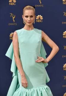 Model Poppy Delevingne attends the 70th annual Primetime Emmy Award at the Microsoft Theater in downtown Los Angeles on September 17, 2018.  LAP20180917161 CHRISTINExCHEW