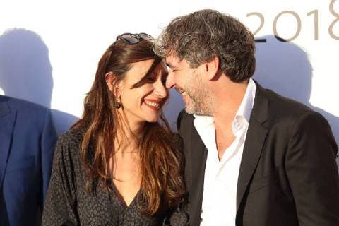 Dilek Mayatürk-Yücel und Deniz Yücel (Die Welt) vor Verleihung des M100 Media Award an Deniz Yücel im Potsdam Museum in Potsdam, 18. September 2018. M100 Media Award