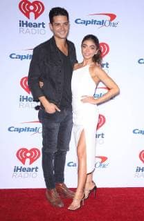 21 September 2018 - Las Vegas, NV - Wells Adams, Sarah Hyland. 2018 iHeartRadio Music Festival at T-Mobile Arena. Photo Credit: MJT AdMedia 230373 2018-09-21 NV Las Vegas Etats-Unis  Copyright: xAdMediax STAR_230373_058