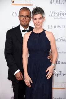Cheryl Shepard mit Ehemann Nikolaus Okonkwo bei der Goldene Henne 2018 in der Messe Leipzig am 28.09.2018 - Roter Teppich