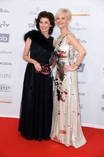 Marijam Agischewa, Andrea Kathrin Loewig bei der Goldene Henne 2018 in der Messe Leipzig am 28.09.2018 - Roter Teppich