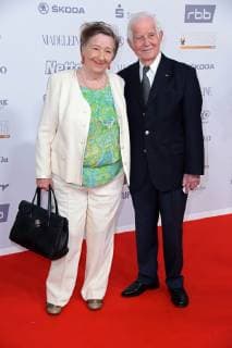 Kurt Biedenkopf mit Ehefrau Ingrid bei der Goldene Henne 2018 in der Messe Leipzig am 28.09.2018 - Roter Teppich