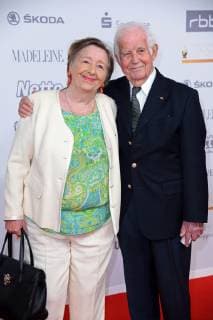 Kurt Biedenkopf mit Ehefrau Ingrid bei der Goldene Henne 2018 in der Messe Leipzig am 28.09.2018 - Roter Teppich