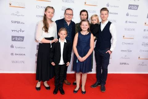 Angelo Kelly und Familie bei der Goldene Henne 2018 in der Messe Leipzig am 28.09.2018 - Roter Teppich