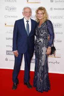 Dieter Hallervorden mit Freundin Christiane Zander bei der 24. Verleihung der Goldenen Henne 2018 in der Leipziger Messe. Leipzig, 28.09.2018