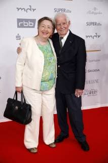 Kurt Biedenkopf mit Ehefrau Ingrid Biedenkopf bei der 24. Verleihung der Goldenen Henne 2018 in der Leipziger Messe. Leipzig, 28.09.2018