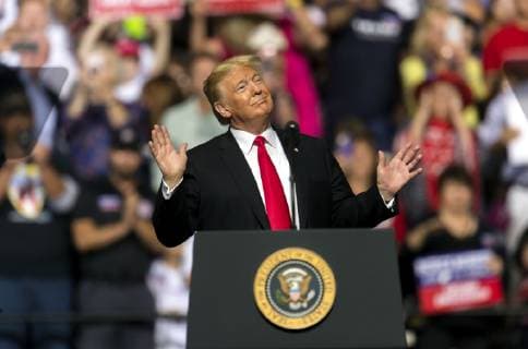 News Themen der Woche KW39 News Bilder des Tages September 29, 2018 - Wheeling, West Virginia, U.S. - DONALD TRUMP holds a Make America Great Again rally at the WesBanco Arena. Wheeling U.S. - ZUMAce6_ 20180929_zaf_ce6_002 Copyright: xBrianxCahnx