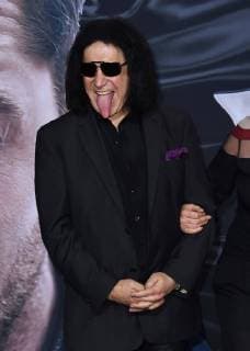 Entertainment Bilder der Woche KW40 Entertainment Bilder des Tages 01 October 2018 - Westwood, California - Gene Simmons, Shannon Tweed Simmons. Venom Los Angeles Premiere held at Regency Village Theater. Photo Credit: Birdie Thompson AdMedia 230795 2018-10-01 CA Westwood Etats-Unis  Copyright: xAdMediax STAR_230795_168