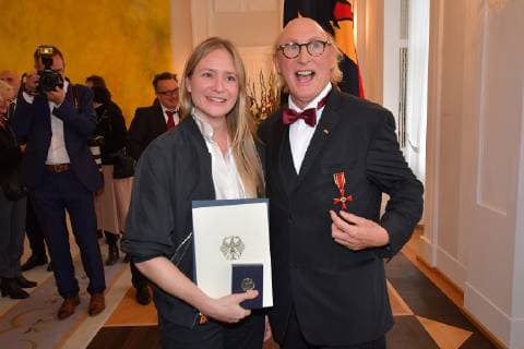 Julia Jentsch, Otto Waalkes bei der Verleihung des Verdienstordens fuer besondere Leistungen zum Tag der Deutschen Einheit im Schloss Bellevue in Berlin am 02.10.2018