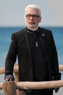 CHANEL - BY THE SEA - SS19 WOMEN S WEAR - Paris Fashion Week Karl Lagerfeld France  594695
