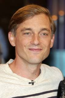 Volker Bruch bei der Aufzeichnung der NDR Talk Show im Studio Lokstedt. Hamburg, 04.10.2018 *** Volker Bruch at the recording of the NDR Talk Show at Studio Lokstedt Hamburg 04 10 2018 Foto:xgbrcix xFuturexImage