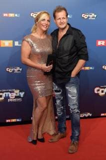Der Deutsche Comedypreis 2018 am 07.10.2018 im Brainpool Studio in Köln Jens Büchner mit Ehefrau Daniela Büchner