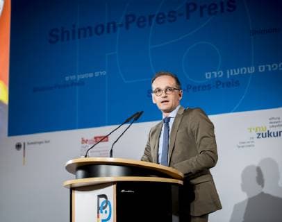 Bundesaussenminister Heiko Maas, SPD, nimmt an der Shimon-Peres-Preisverleihung im Roten Rathaus von Berlin teil. 08.10.2018. Berlin Deutschland Copyright: xFelixxZahnx