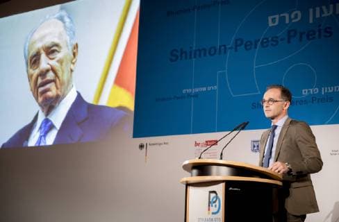 News Themen der Woche KW41 News Bilder des Tages Bundesaussenminister Heiko Maas, SPD, nimmt an der Shimon-Peres-Preisverleihung im Roten Rathaus von Berlin teil. 08.10.2018. Berlin Deutschland Copyright: xFelixxZahnx