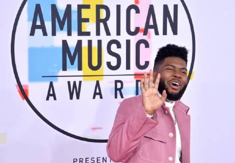 Singer Khalid arrives for the 46th annual American Music Awards at the Microsoft Theater in Los Angeles on October 9, 2018.  LAP20181009171 JIMxRUYMEN