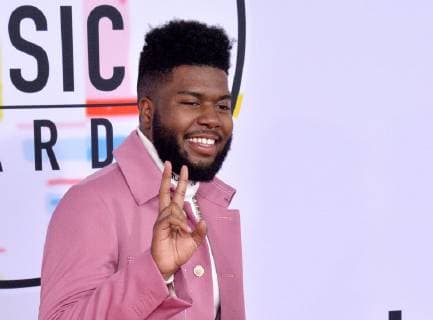 Singer Khalid arrives for the 46th annual American Music Awards at the Microsoft Theater in Los Angeles on October 9, 2018.  LAP20181009172 JIMxRUYMEN